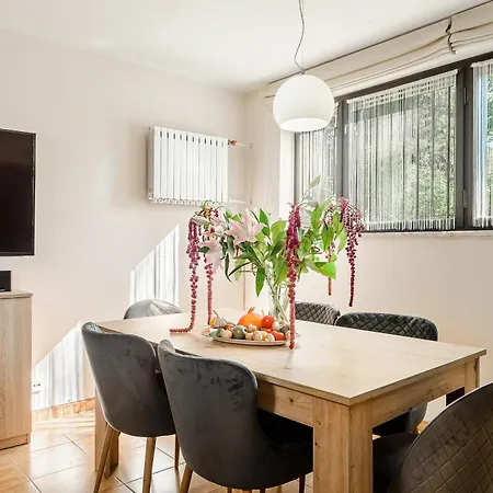 Apartamento P&o Juhasów - Wawer Varsovia